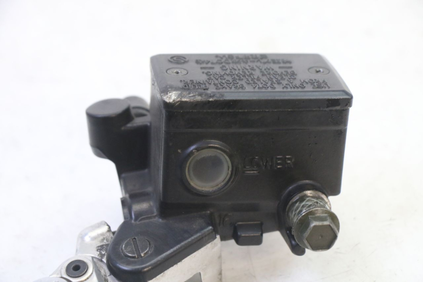 photo de MAITRE CYLINDRE AVANT YAMAHA FZ6 FAZER S2 600 (2007 - 2011)