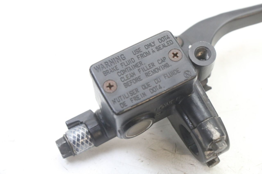 photo de MAITRE CYLINDRE AVANT HONDA FES S-WING SWING ABS 125 (2007 - 2015)
