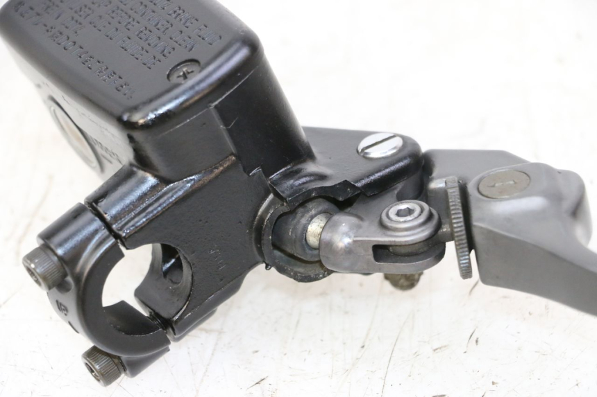 photo de MAITRE CYLINDRE AVANT HONDA NTV DEAUVILLE 650 (2001 - 2006)