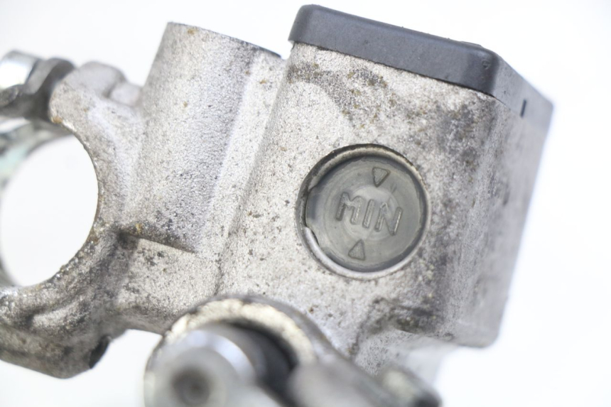 photo de MAITRE CYLINDRE AVANT PEUGEOT SATELIS 125 (2006 - 2009)