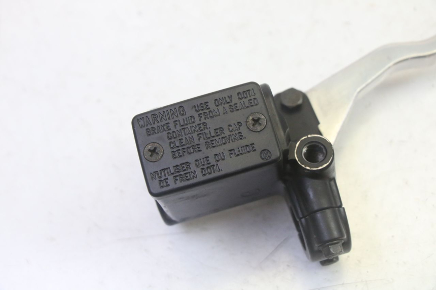 photo de MAITRE CYLINDRE AVANT PEUGEOT SATELIS 125 (2010 - 2012)