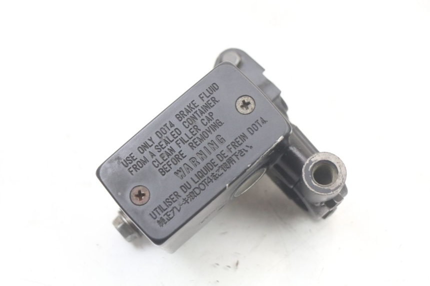 photo de MAITRE CYLINDRE AVANT SUZUKI GSR 750 (2011 - 2017)