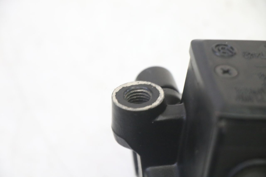 photo de MAITRE CYLINDRE AVANT YAMAHA TDM ABS 900 (2002 - 2014)