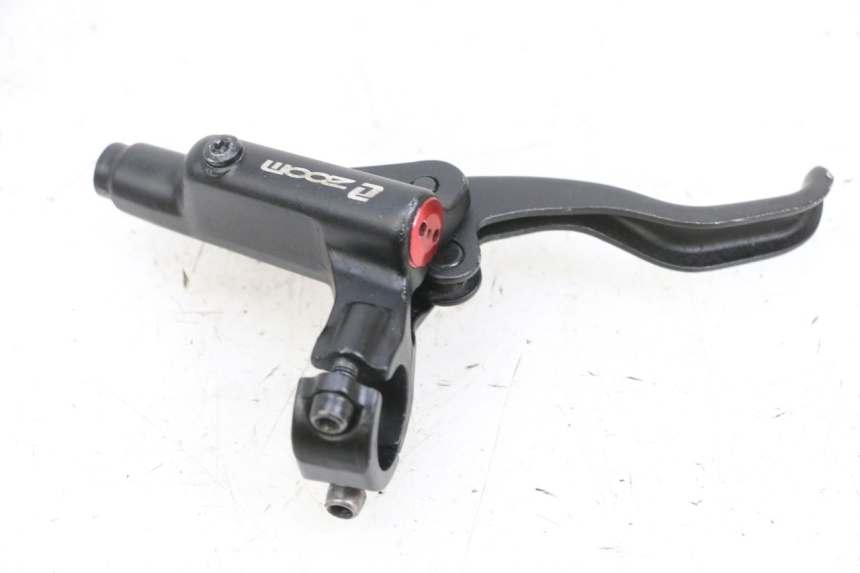 photo de MAITRE CYLINDRE AVANT DUALTRON VICTOR LIMITED 1