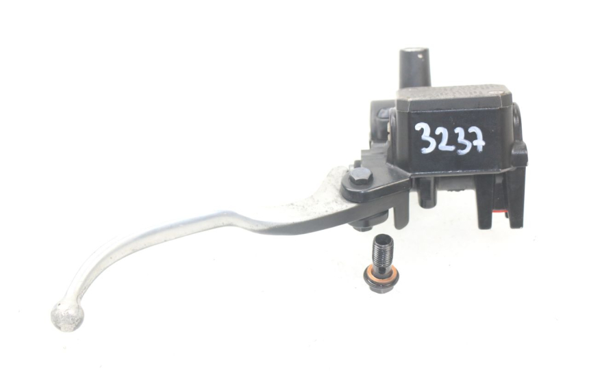 photo de MAITRE CYLINDRE AVANT YAMAHA XMAX X-MAX ABS 125 (2014 - 2016) - Vue principale