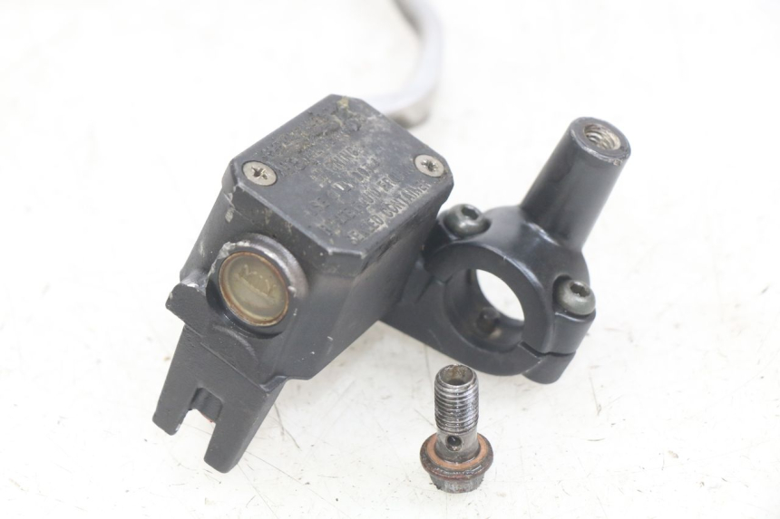 photo de MAITRE CYLINDRE AVANT YAMAHA X-MAX XMAX 250 (2006 - 2009)