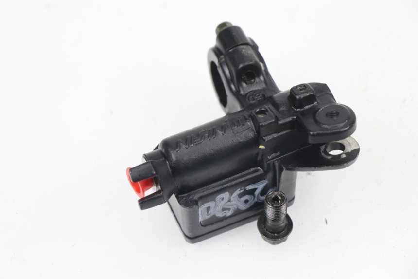 photo de MAITRE CYLINDRE AVANT HONDA XLV VARADERO 125 (2000 - 2006)