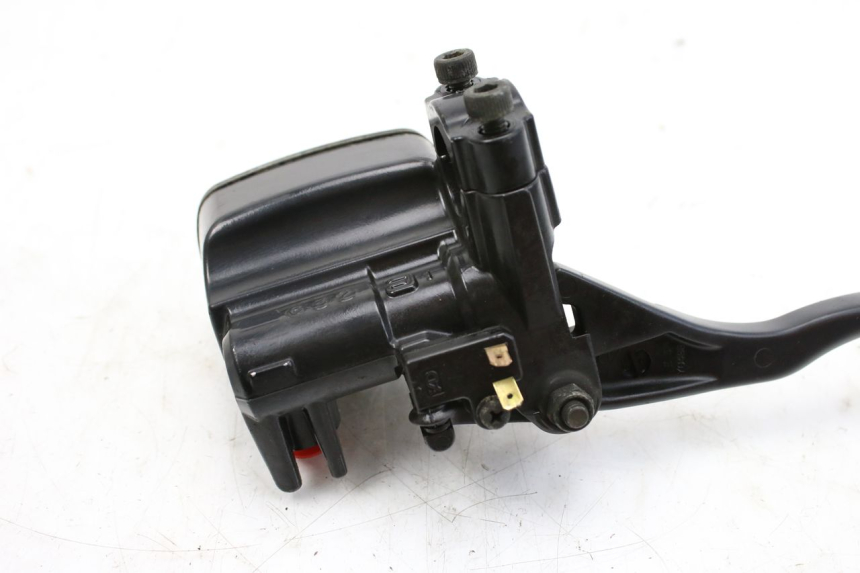 photo de MAITRE CYLINDRE AVANT YAMAHA XP T-MAX TMAX ABS 500 (2004 - 2007)