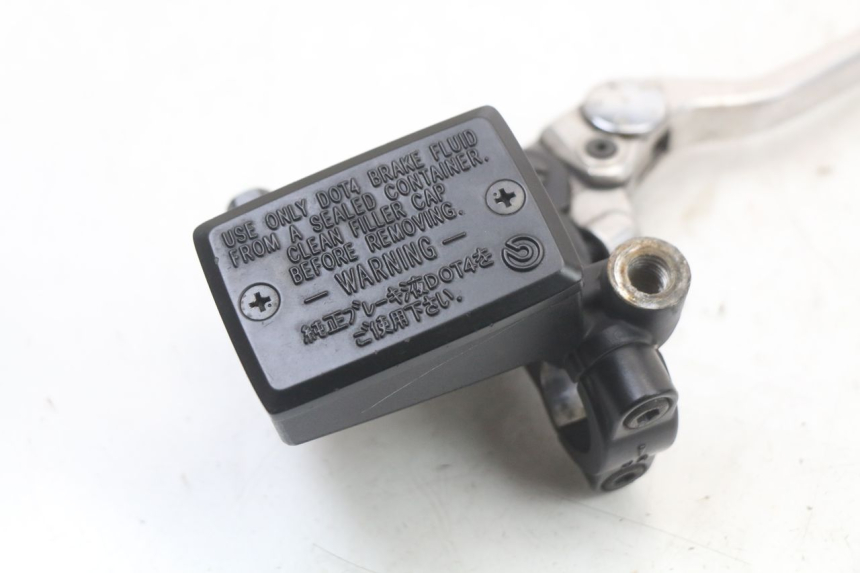 photo de MAITRE CYLINDRE AVANT YAMAHA XJ6 ABS 600 (2008 - 2016)