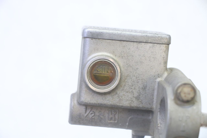 photo de MAITRE CYLINDRE AVANT YAMAHA YFM GRIZZLY 550 (2008 - 2015)