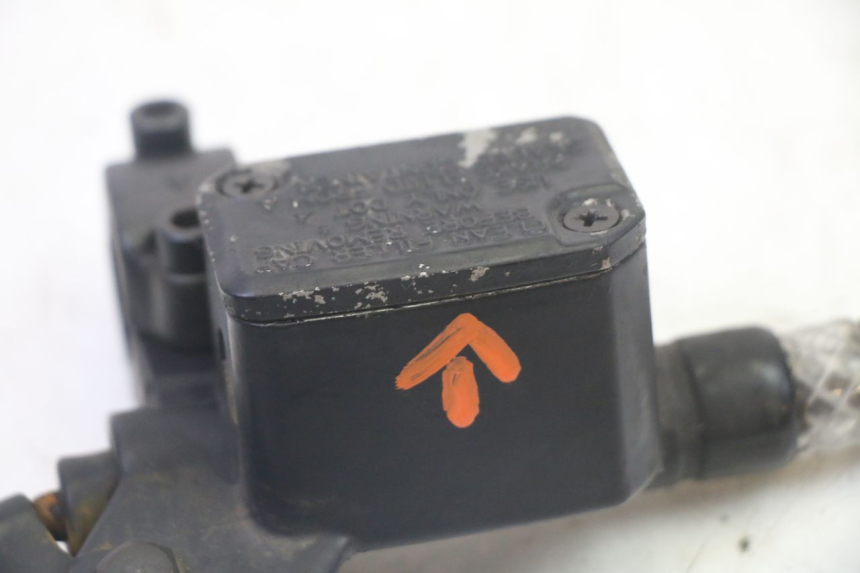 photo de MAITRE CYLINDRE AVANT YAMAHA YP MAJESTY 125 (2007 - 2010)