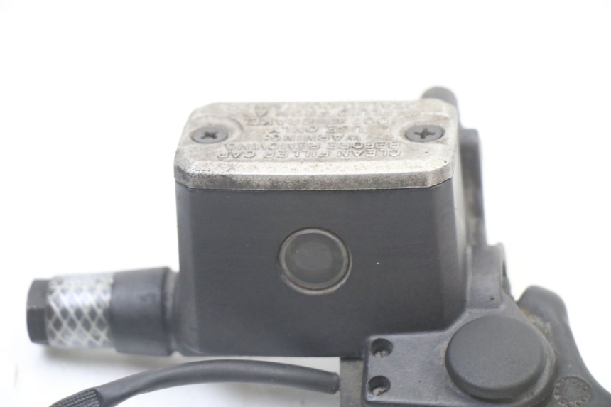 photo de MAITRE CYLINDRE ARRIERE BMW C1 125 (2000 - 2003)