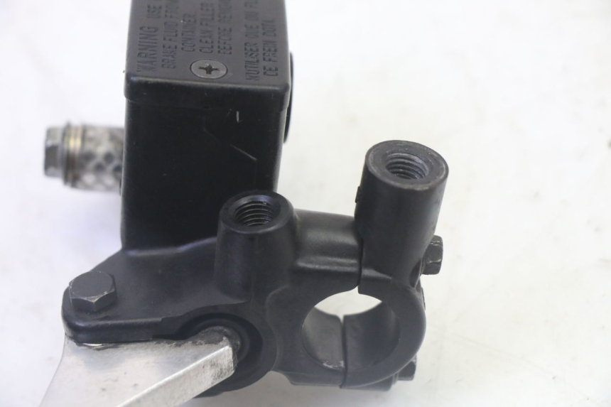 photo de MAITRE CYLINDRE FREIN ARRIERE SUZUKI BURGMAN 125 (2007 - 2014)