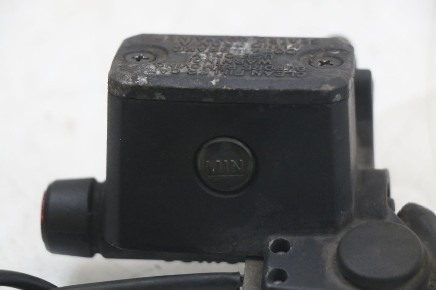 photo de MAITRE CYLINDRE ARRIERE BMW C1 125 (2000 - 2003)