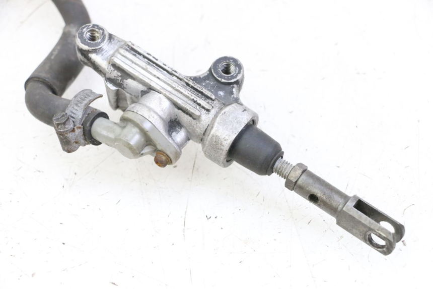 photo de MAITRE CYLINDRE ARRIERE YAMAHA FJ 36Y 1100 (1984 - 1985)