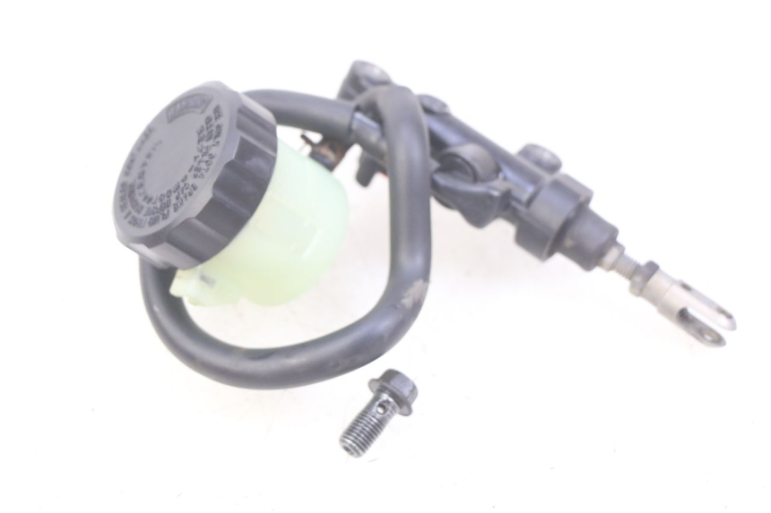 photo de MAITRE CYLINDRE FREIN ARRIERE YAMAHA FJR ABS 1300 (2006 - 2012)