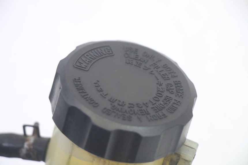 photo de MAITRE CYLINDRE FREIN ARRIERE YAMAHA FJR ABS 1300 (2006 - 2012) - Vue d’ensemble