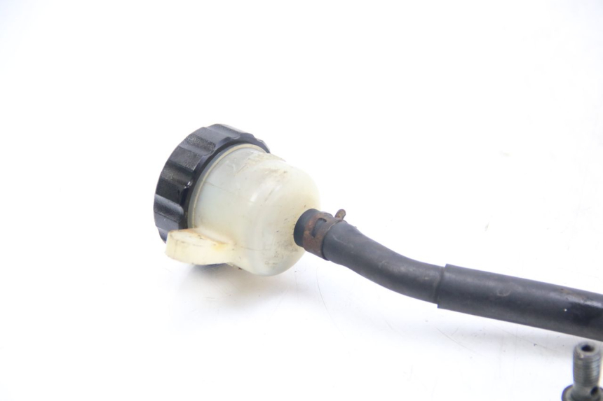 photo de MAITRE CYLINDRE FREIN ARRIERE YAMAHA FZS FAZER 600 (2001 - 2003)