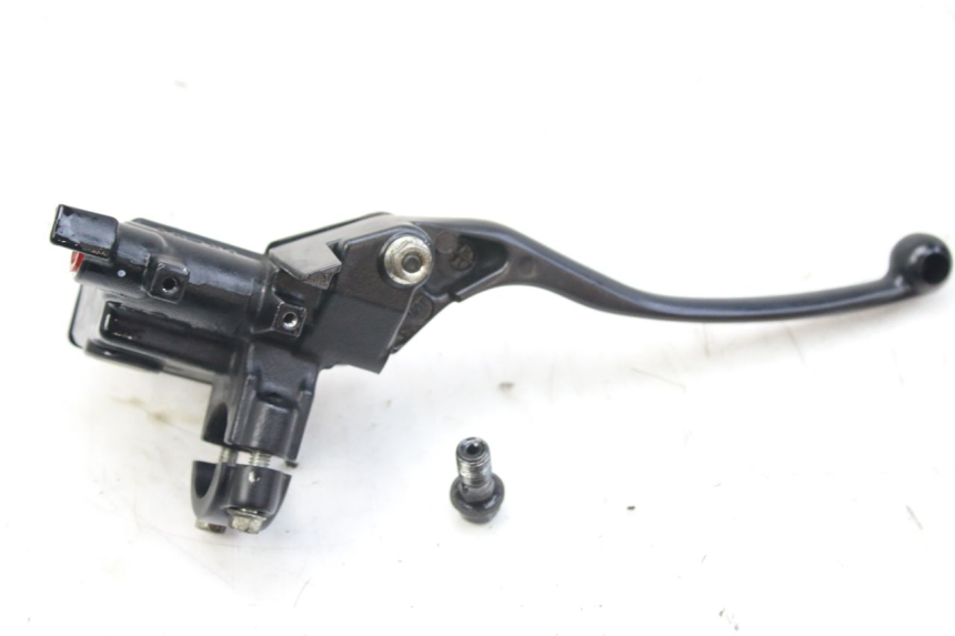 photo de MAITRE CYLINDRE FREIN ARRIERE HONDA FES S-WING SWING ABS 125 (2007 - 2015)