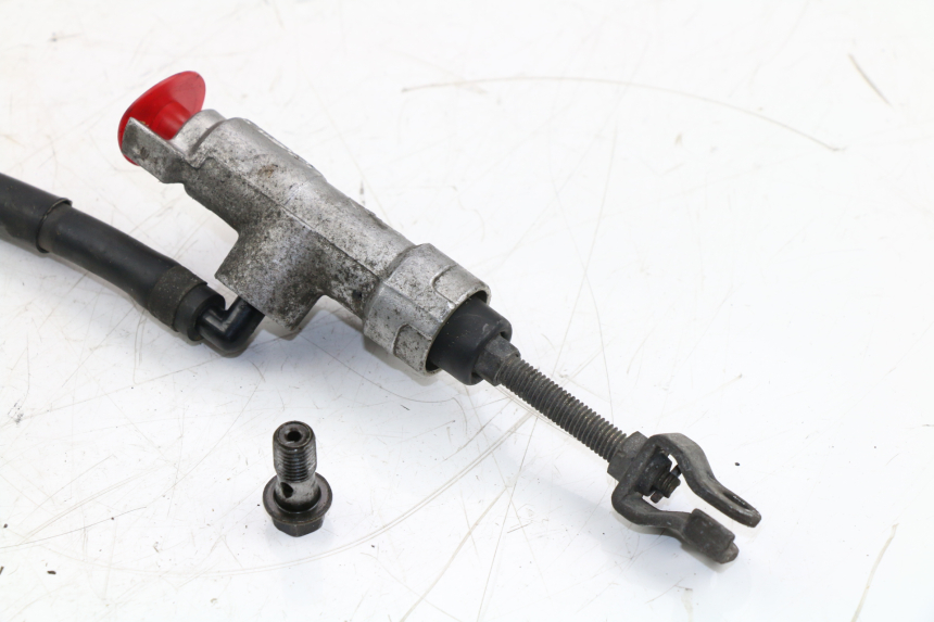 photo de MAITRE CYLINDRE ARRIERE HONDA XLV VARADERO 125 (2000 - 2006)