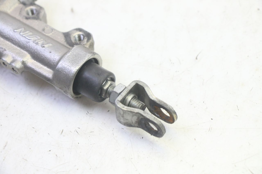 photo de MAITRE CYLINDRE ARRIERE KAWASAKI KXF KX-F 250 (2017 - 2019) - Zoom état d’usage