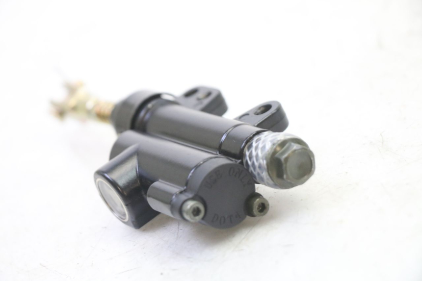 photo de MAITRE CYLINDRE FREIN ARRIERE APOLLO RFZ 125