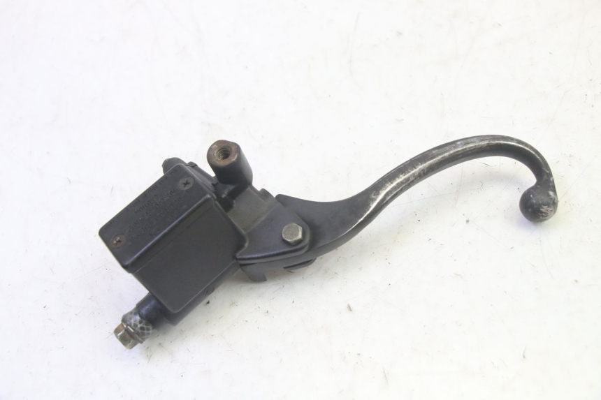 photo de MAITRE CYLINDRE FREIN ARRIERE DAELIM S1 125 (2007 - 2016) - Vue d’ensemble