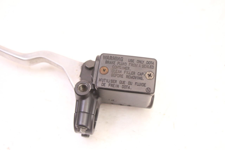 photo de MAITRE CYLINDRE ARRIERE PEUGEOT SATELIS 250 (2006 - 2012)