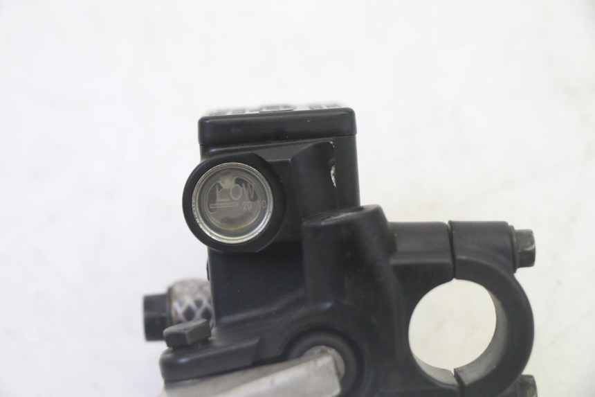 photo de MAITRE CYLINDRE FREIN ARRIERE PEUGEOT SATELIS 125 (2010 - 2012)