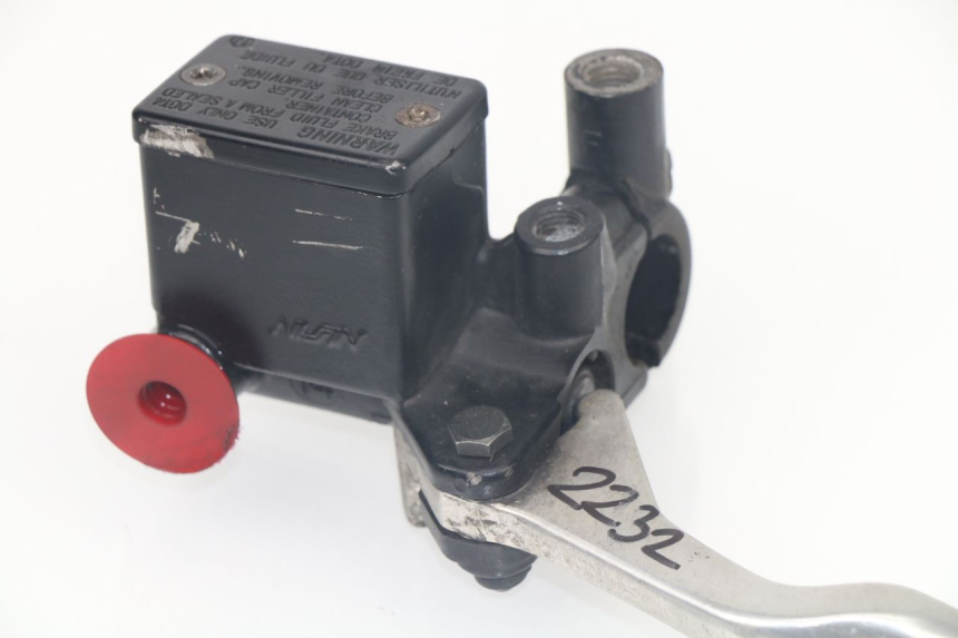 photo de MAITRE CYLINDRE FREIN ARRIERE SUZUKI BURGMAN 125 (2007 - 2014)