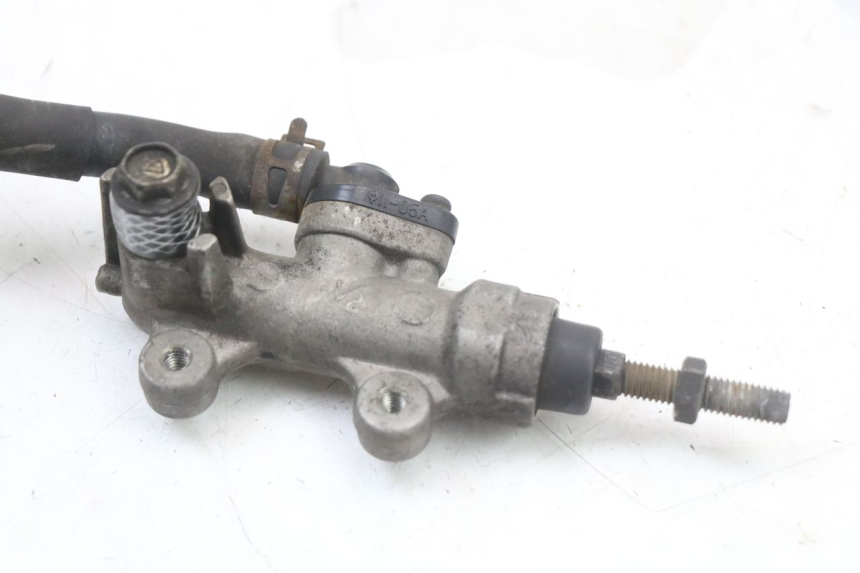 photo de MAITRE CYLINDRE ARRIERE SUZUKI SV S 650 (1999 - 2002)