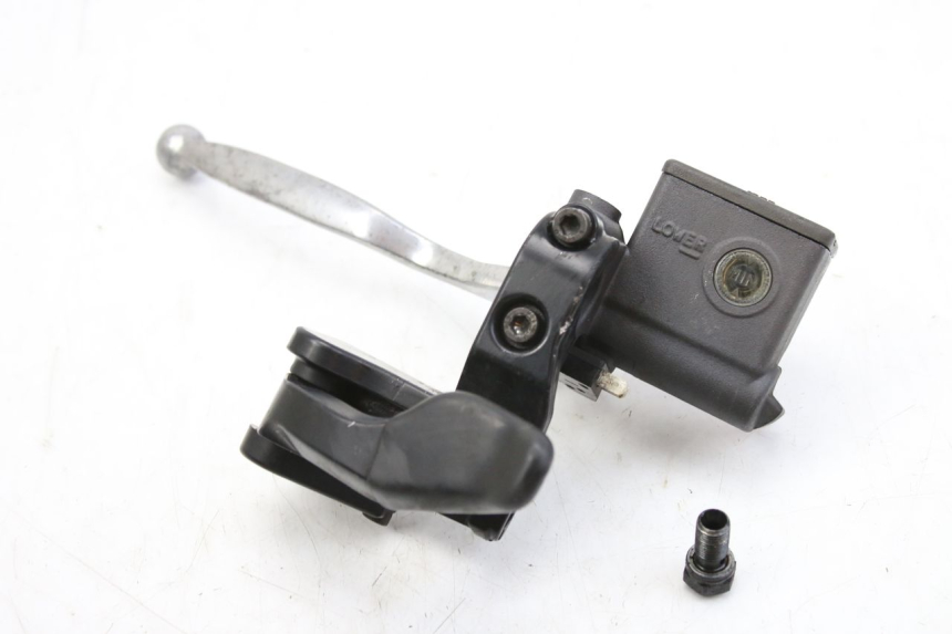 photo de MAITRE CYLINDRE ARRIERE SUZUKI UH BURGMAN 125 (2002 - 2006)