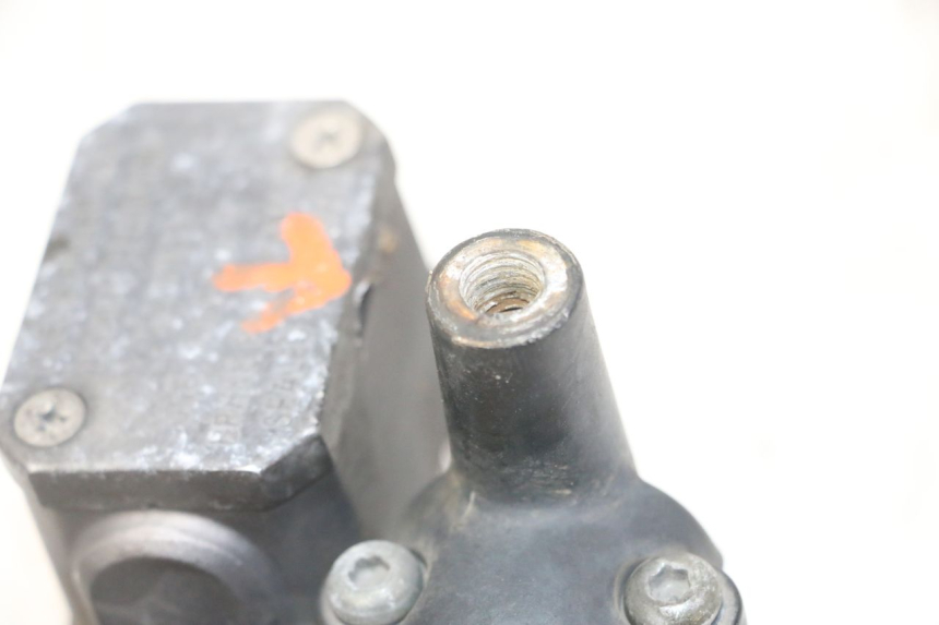 photo de MAITRE CYLINDRE FREIN ARRIERE YAMAHA XMAX X-MAX 125 (2006 - 2009)