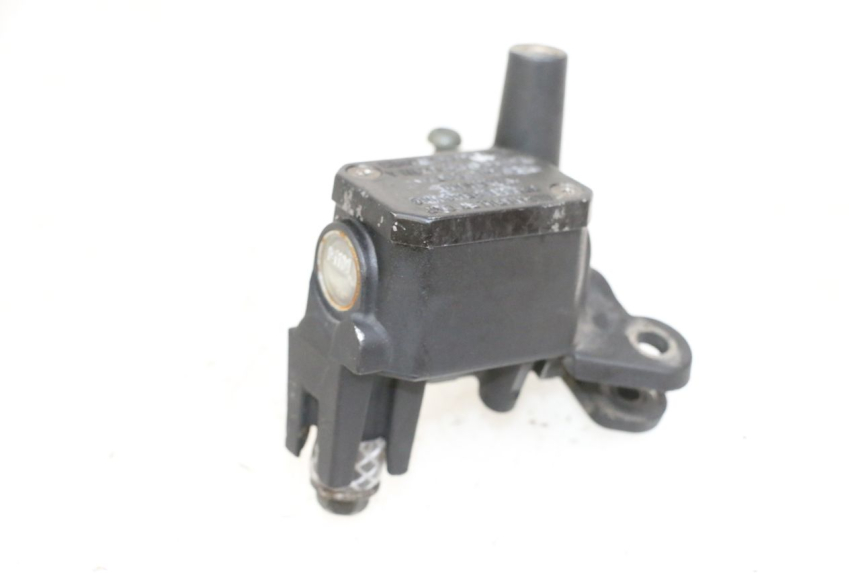 photo de MAITRE CYLINDRE FREIN ARRIERE YAMAHA XMAX X-MAX 125 (2006 - 2009) - Vue principale