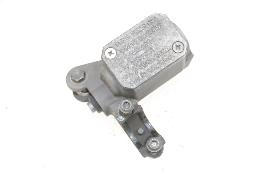 photo de MAITRE CYLINDRE FREIN ARRIERE YAMAHA X-MAX XMAX 125 (2010 - 2013) - Vue d’ensemble