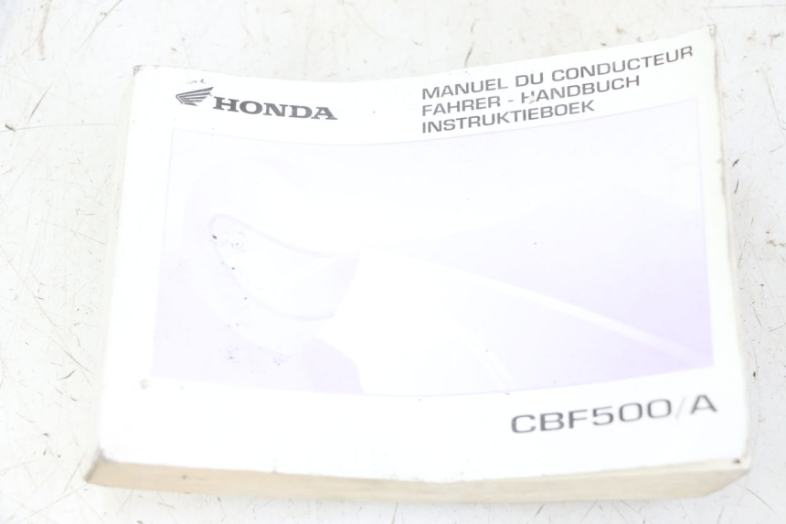 photo de MANUEL UTILISATEUR HONDA CBF 500 (2004 - 2007)