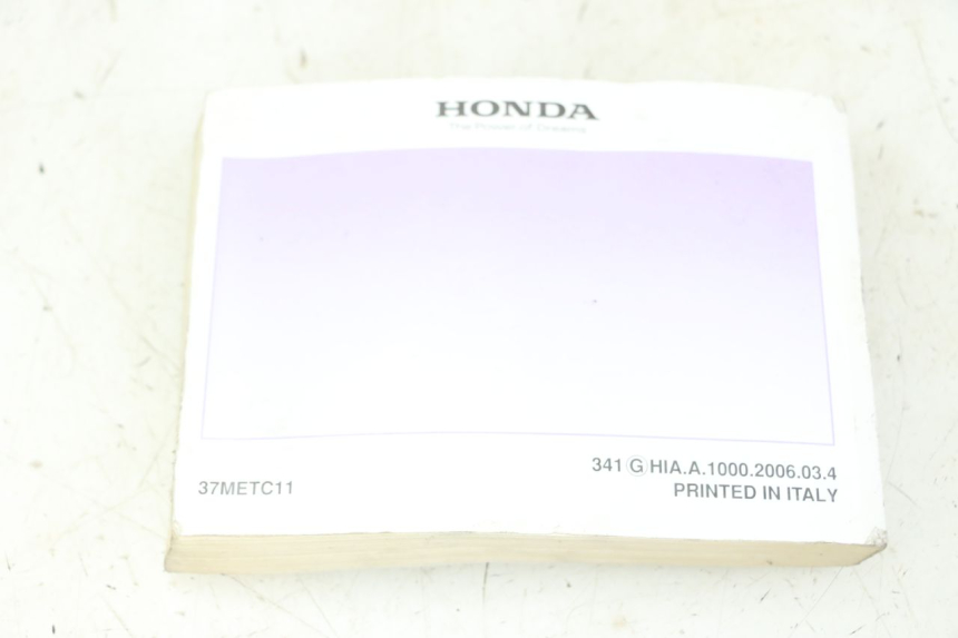 photo de MANUEL UTILISATEUR HONDA CBF 500 (2004 - 2007)