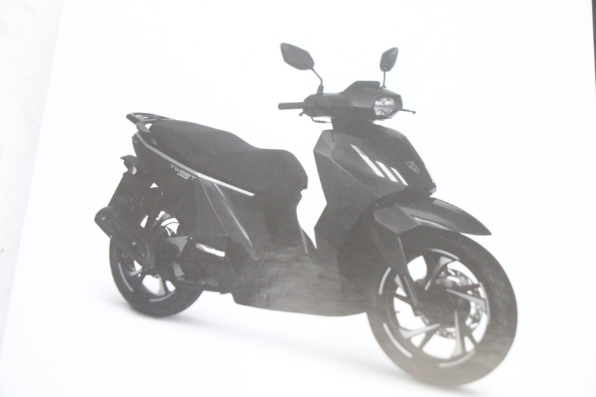 photo de MANUEL UTILISATEUR PEUGEOT TWEET 4T 50 (2023 - 2025)