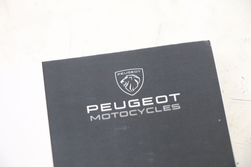 photo de MANUEL UTILISATEUR PEUGEOT TWEET 4T 50 (2023 - 2025)