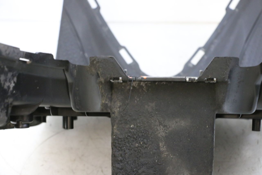 photo de MARCHE PIED MBK BOOSTER SPIRIT 50 (2004 - 2017) - Inspection visuelle