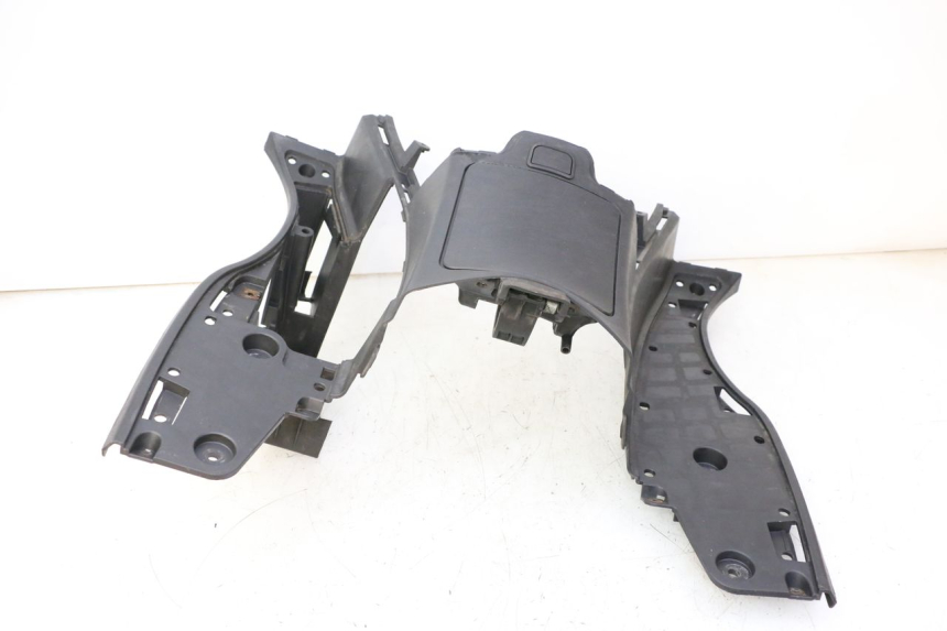 photo de MARCHE PIED SUZUKI BURGMAN 125 (2007 - 2014)