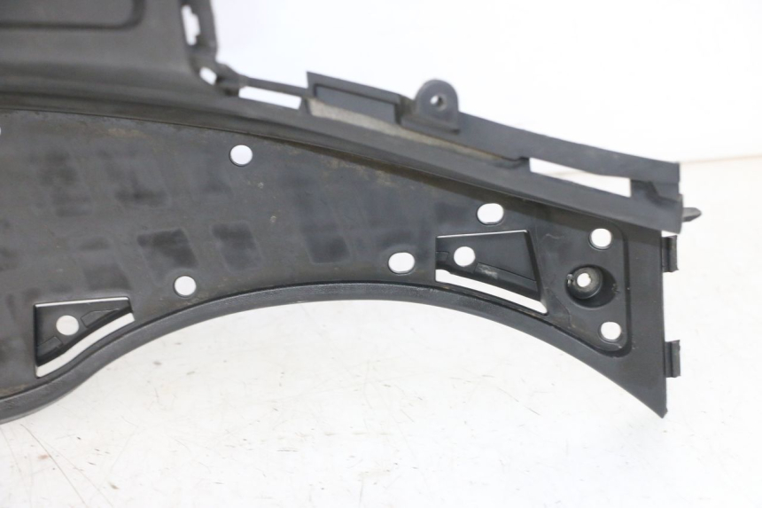 photo de MARCHE PIED SUZUKI BURGMAN 125 (2007 - 2014)