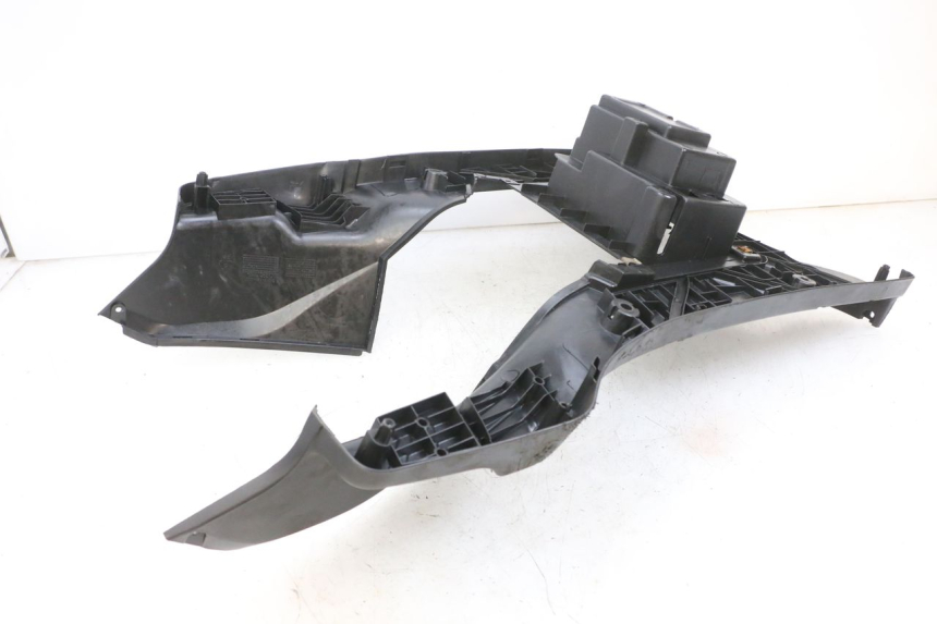 photo de MARCHE PIED SYM CROX 4T 50 (2016 - 2023) - Zoom état d’usage