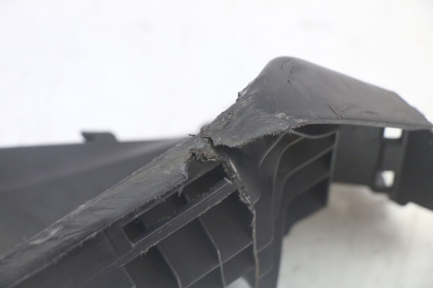 photo de MARCHE PIED DROIT SUZUKI BURGMAN 125 (2007 - 2014)