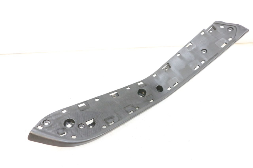 photo de MARCHE PIED DROIT SUZUKI BURGMAN 650 (2013 - 2020)