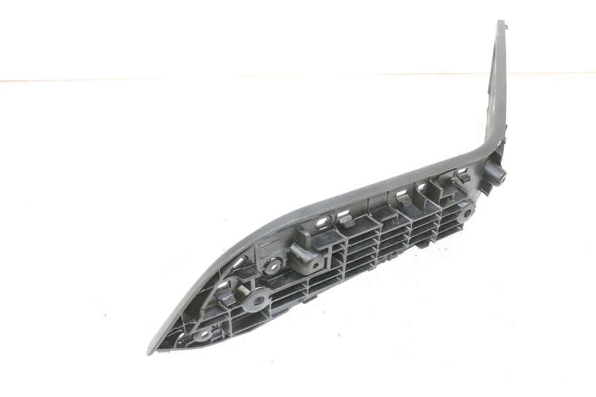 photo de MARCHE PIED DROIT SUZUKI BURGMAN 650 (2013 - 2020)