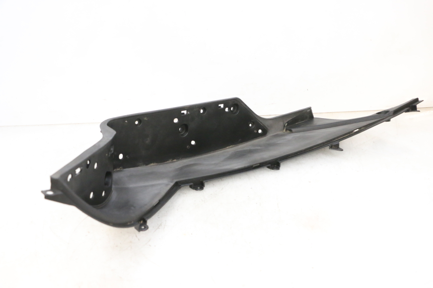 photo de MARCHE PIED DROIT JM MOTORS GTS 125 (2015 - 2019) - Vue d’ensemble