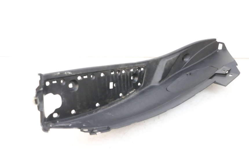 photo de MARCHE PIED DROIT PIAGGIO MP3 HPE 350 (2018 - 2020) - Points de fixation