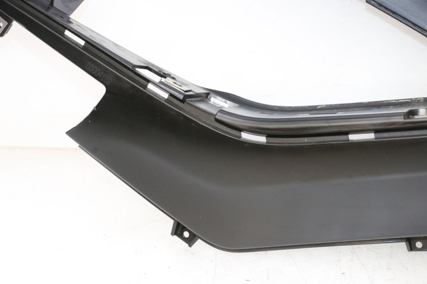 photo de MARCHE PIED DROIT PIAGGIO MP3 HPE 300 (2019 - 2026) - Zoom composants