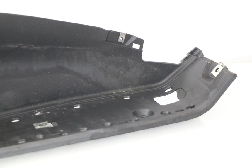 photo de MARCHE PIED DROIT PIAGGIO MP3 LT 300 (2010 - 2016)